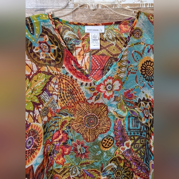 Susan Graver Oversized V Neck Overlay Poncho With Sleeve Seams - Picture 8 of 16